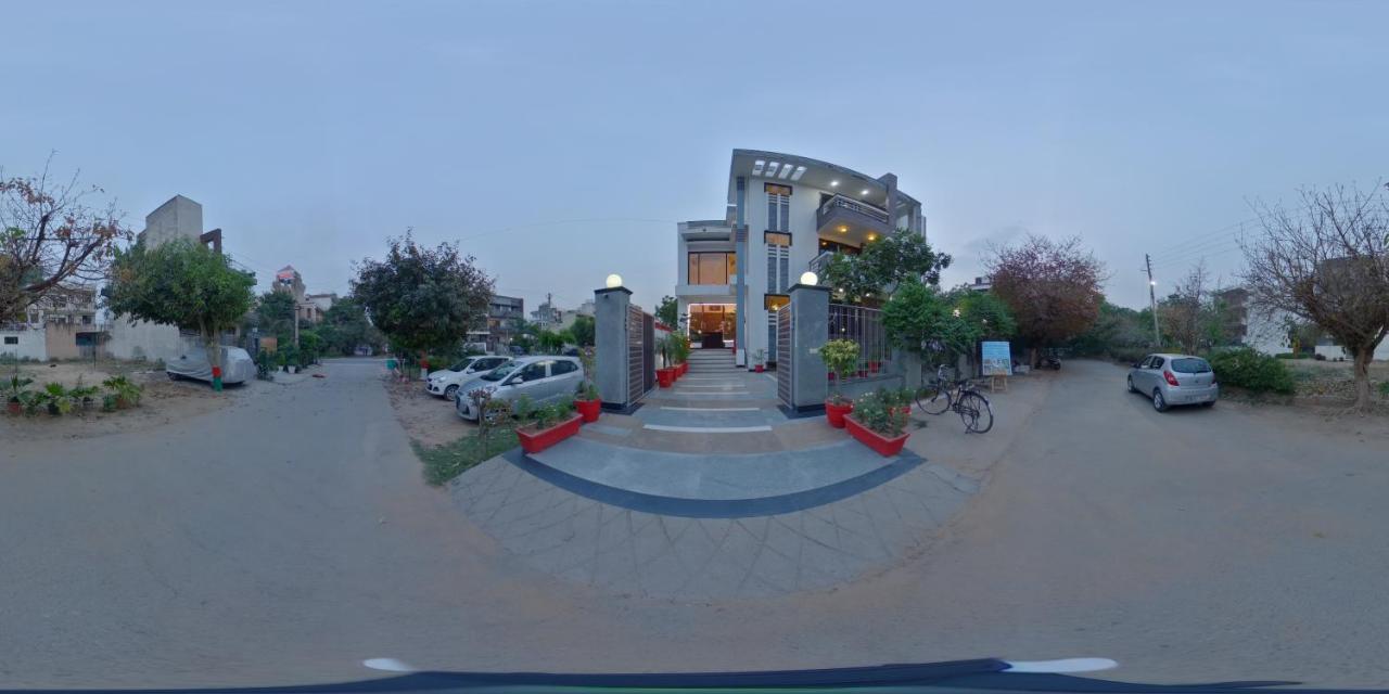 Dreamz Hospitality Gurgaon Hotel Eksteriør billede
