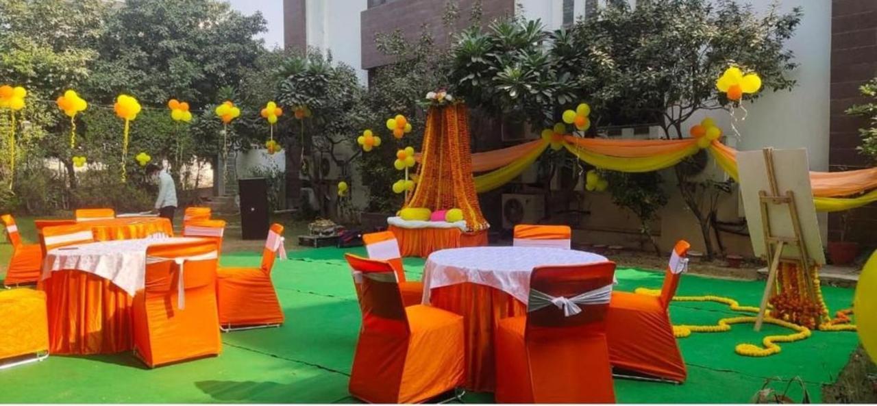 Dreamz Hospitality Gurgaon Hotel Eksteriør billede